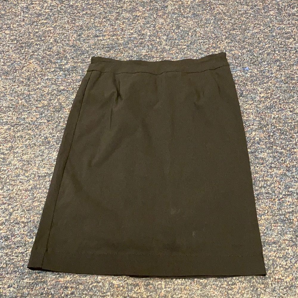 Slim Sation by Multiples black skirt sz. 4